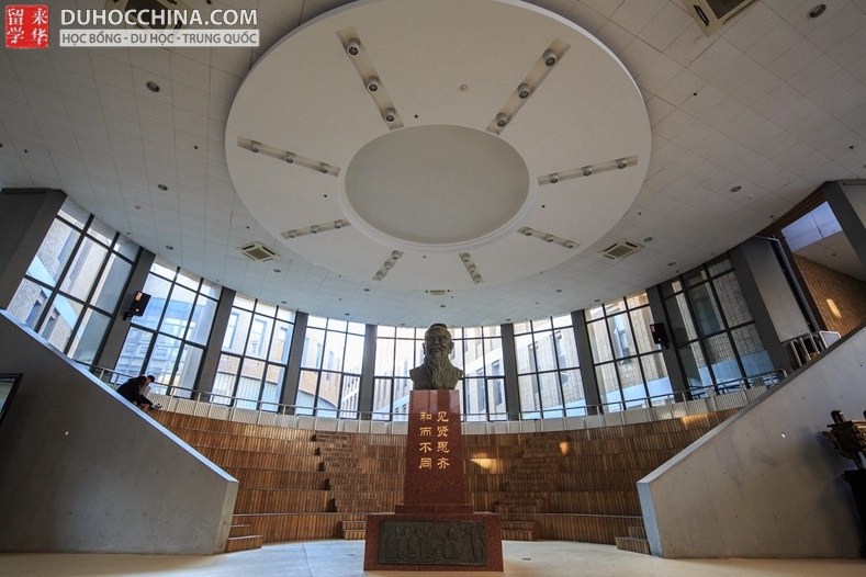 Đại học Ngoại ngữ Bắc Kinh – Trung Quốc