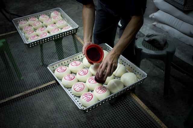 Tham gia Lễ hội Bánh Bao ở Cheung Chau, Hồng Kông